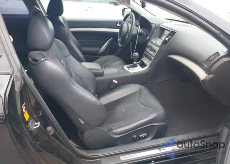 2008 Infiniti G37 Journey из США, поврежденный, VIN JNKCV64E58M108382